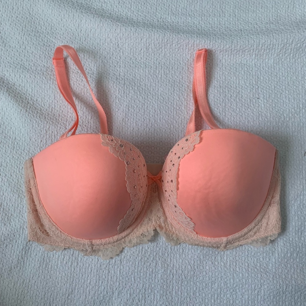 Victoria's Secret Dream Angels Bra 32DD Pink Lace Multi-Way Padded Bra